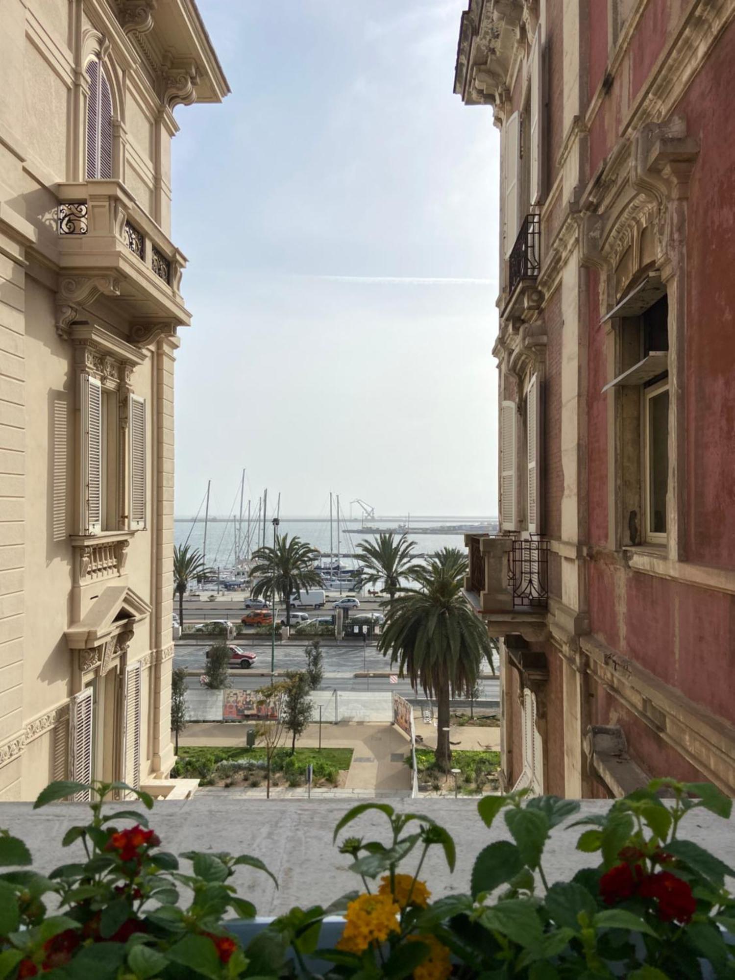 Vicomillesuites Cagliari Ngoại thất bức ảnh